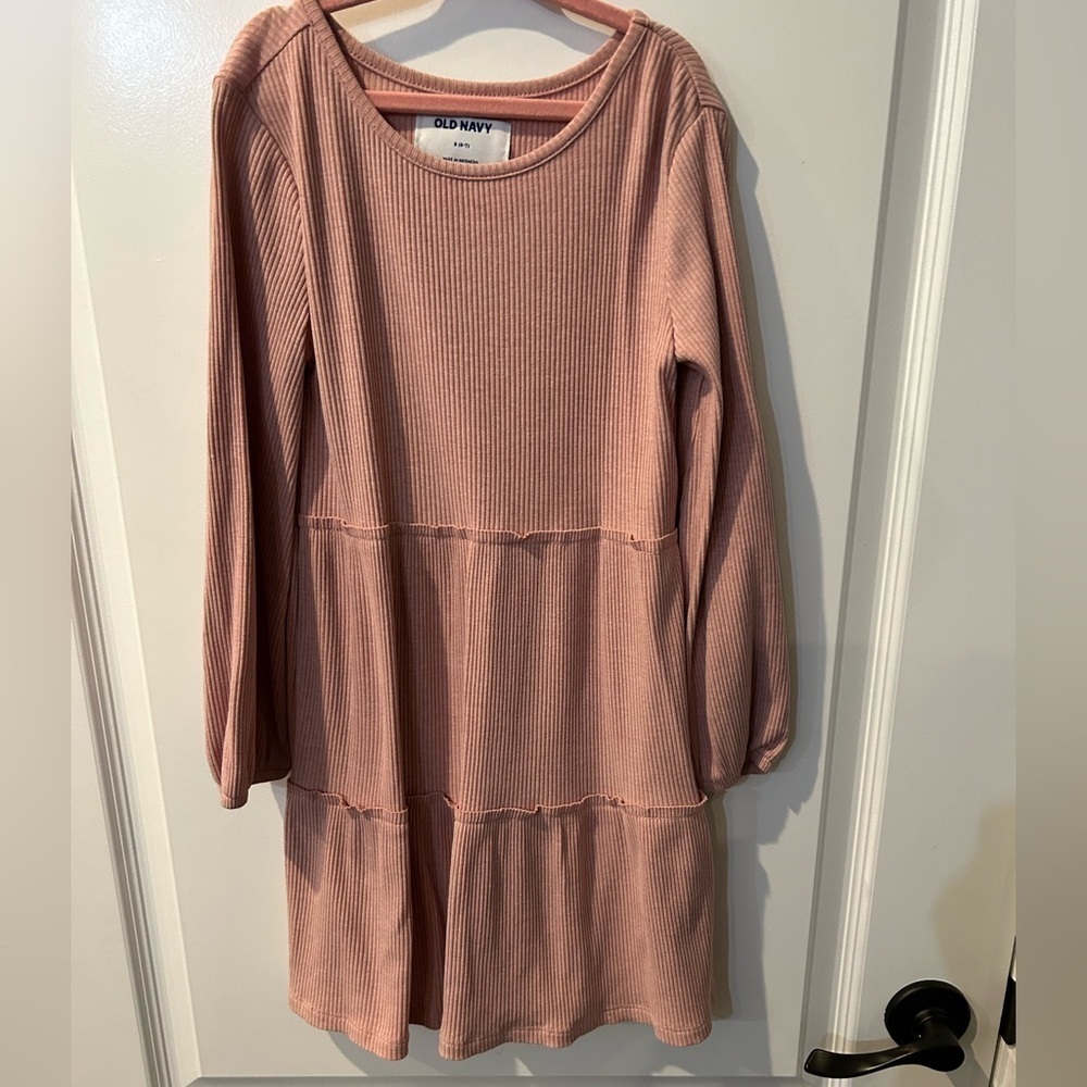 OLD Navy Girl’s Flounce Dress Size Small (6-7)